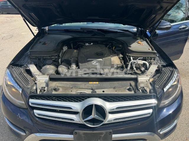 2017 MERCEDES-BENZ GLC 300 4MATIC