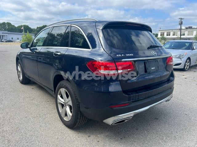 2017 MERCEDES-BENZ GLC 300 4MATIC