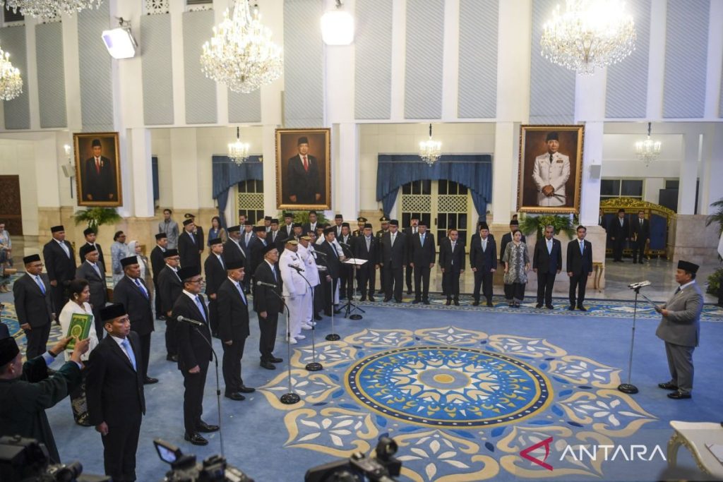 presiden-lantik-menteri-wakil-menteri-2641721