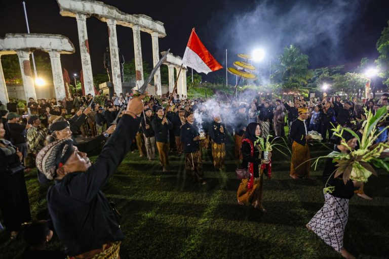 Ruwatan-Kota-Surabaya-10