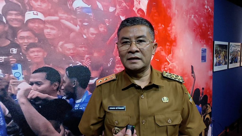 AB_WAGUB-JABAR-KECAM-DUGAAN-PESTA-SESAMA-JENIS-DI-KARAWANG