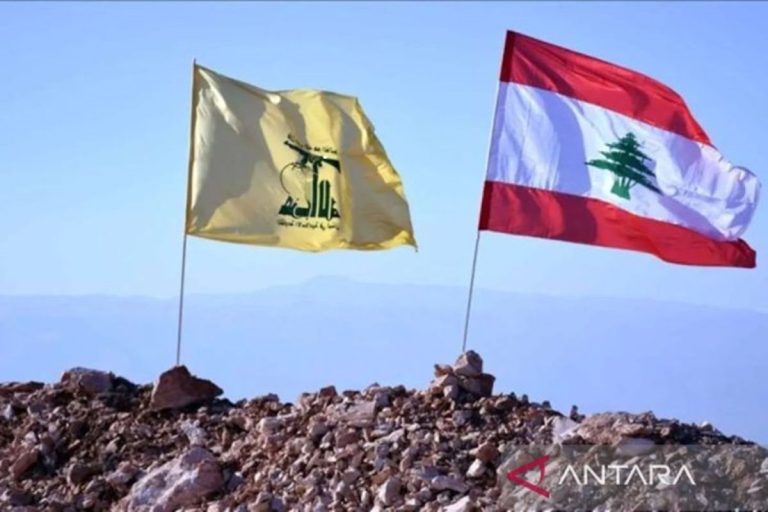 HizbullahLebanonBenderaAAnadolu