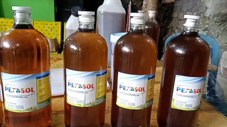 KELOMPOK-MASYARAKAT-DI-BANTUL-SULAP-SAMPAH-PLASTIK-MENJADI-SOLAR