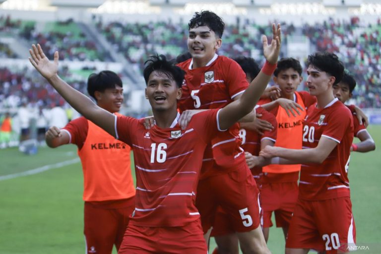 Perebutan-juara-tiga-Piala-AFF-U-19-Indonesia-melawan-Kamboja-130626-Yudi-6