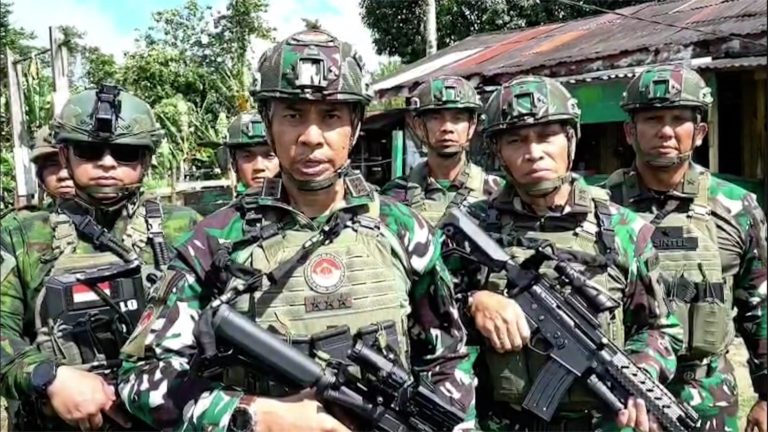 AB_KOGABWILHAN-III-KERAHKAN-DUA-HELI-TEMPUR-DUKUNG-PENGEJARAN-OPM