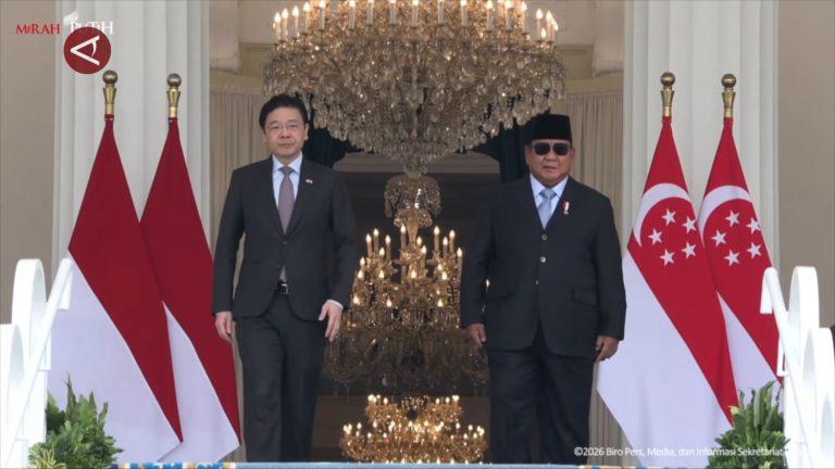 AYM_PRABOWO-SAMBUT-PM-LAWRENCE-WONG