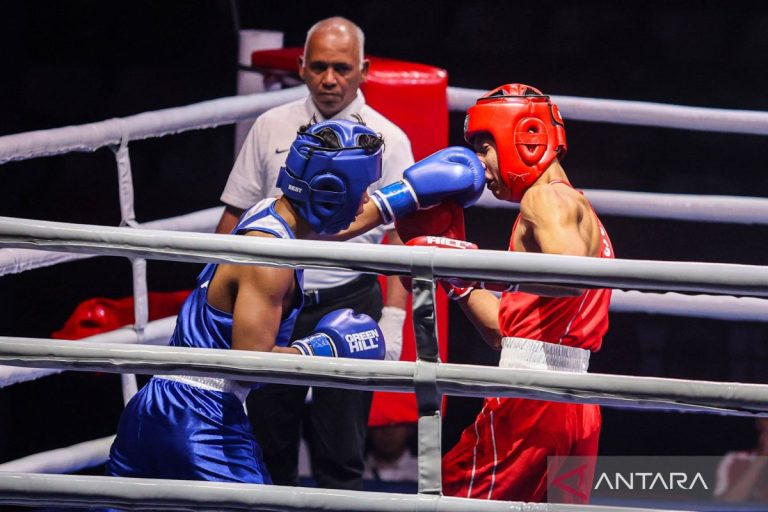 Atlet-Indonesia-berlaga-di-Asian-Boxing-Championship-2026-110726-ryl-2-2