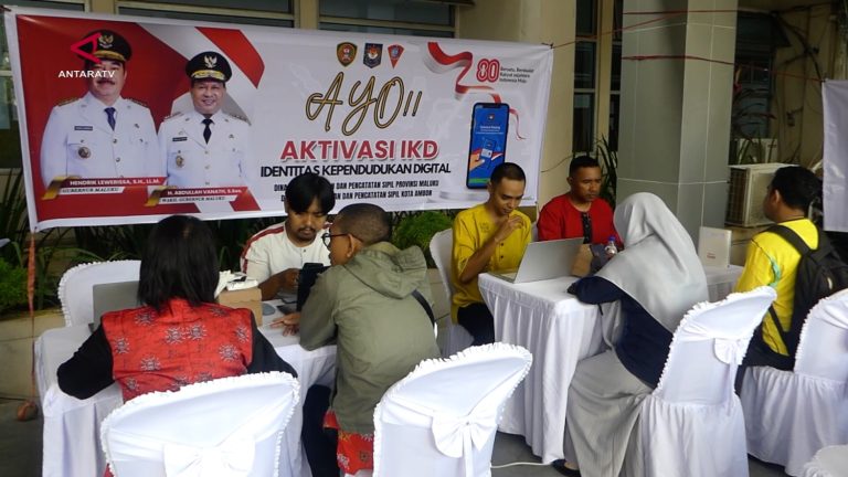 DISDUKCAPIL-AMBON-PERLUAS-PENGGUNAAN-IDENTITAS